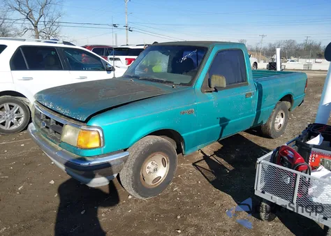 1994 Ford Ranger z USA, uszkodzony, nr VIN 1FTCR10A2RPA81542